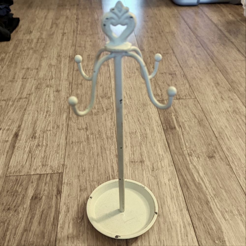 Jewelry stand
